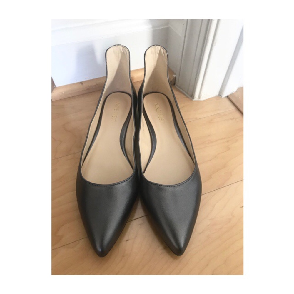 NWOT Nine West Flats